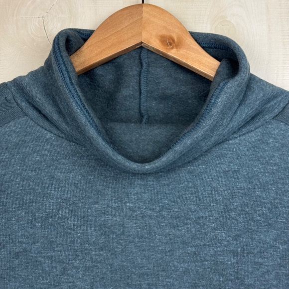 PraNa Women’s Cozy Up Poncho High Neck Batwing Sweatshirt Grey Blue Heather Sz S - Picture 2 of 9